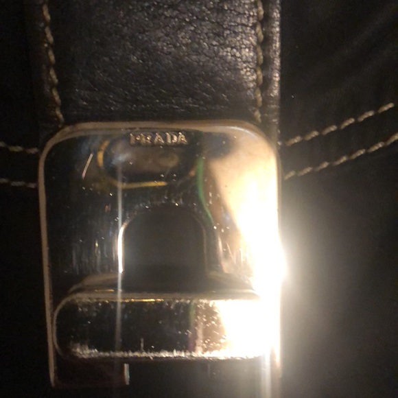 Prada black purse ( gently used) In very good condition (000312) - Picture 2 of 16